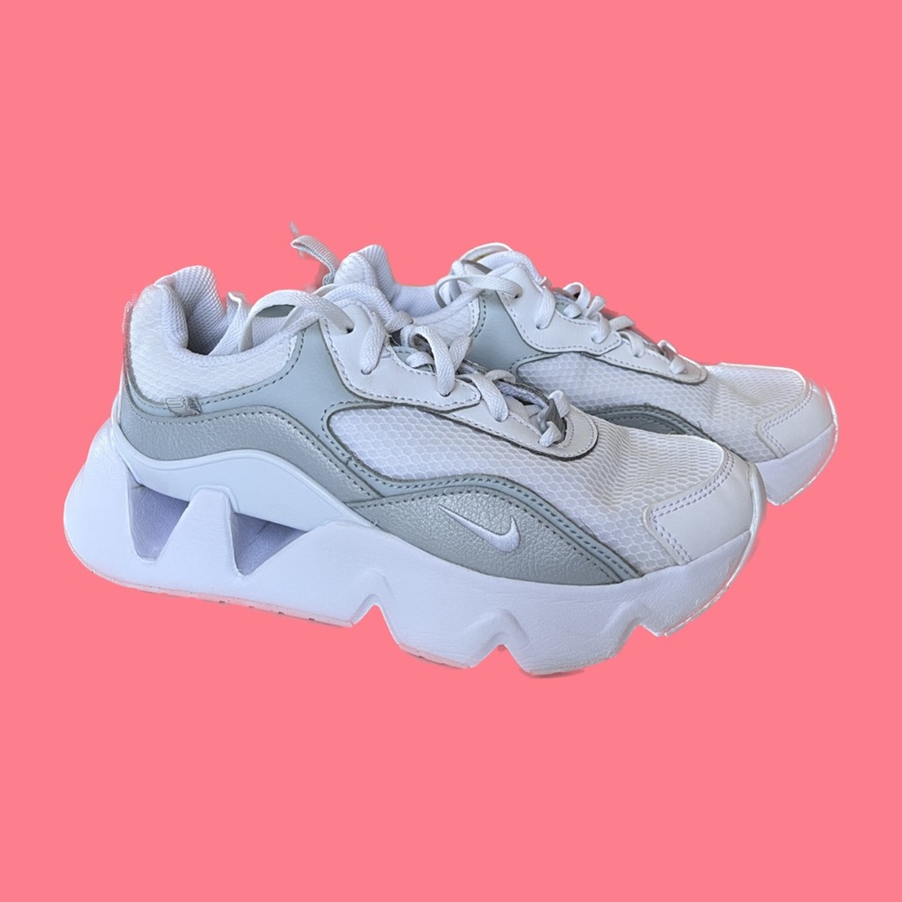 Nike RYZ 365 2 White Metallic Platinum (Women's)
